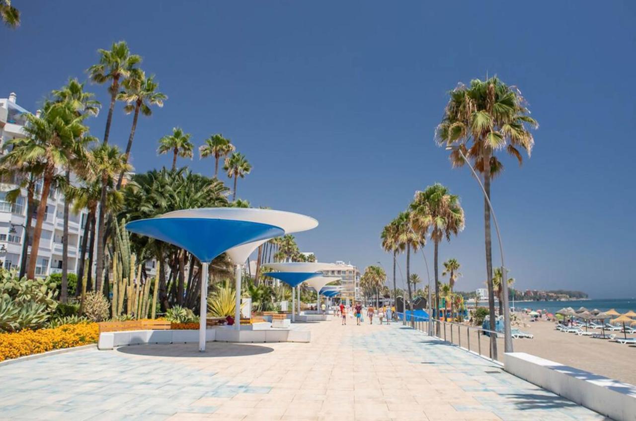 Aparment Neptuno- Located On The Promenade A Few Metres From The Beach. Estepona Buitenkant foto